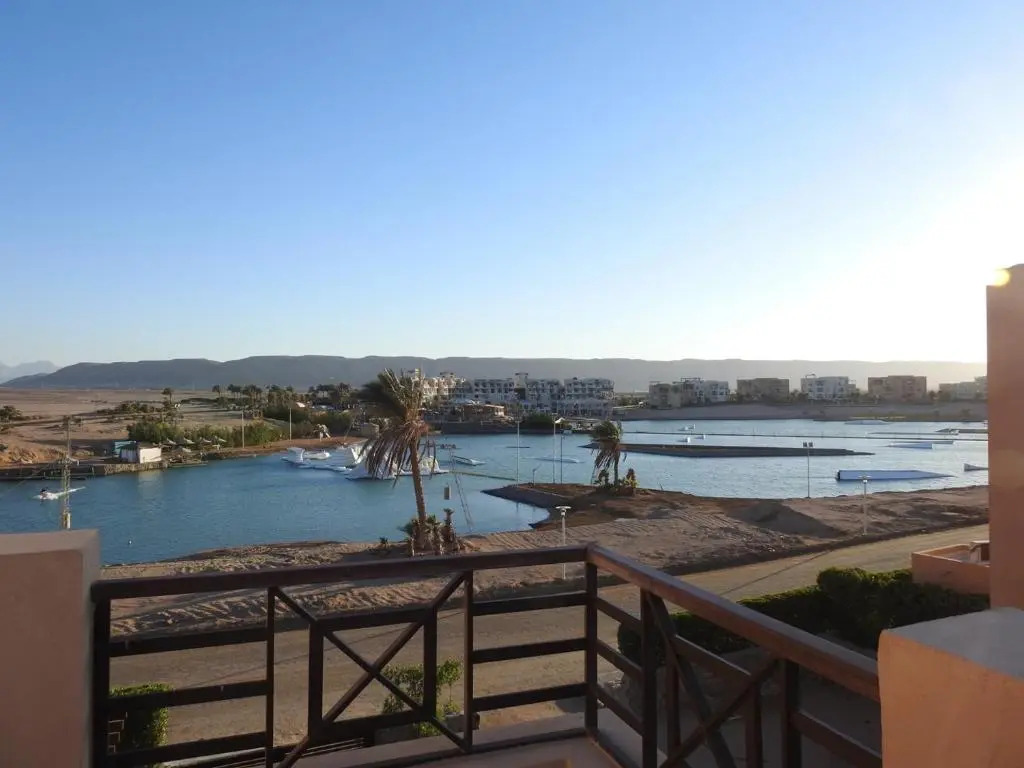 Unique 4-rooms villa w/private pool, beach & dock.