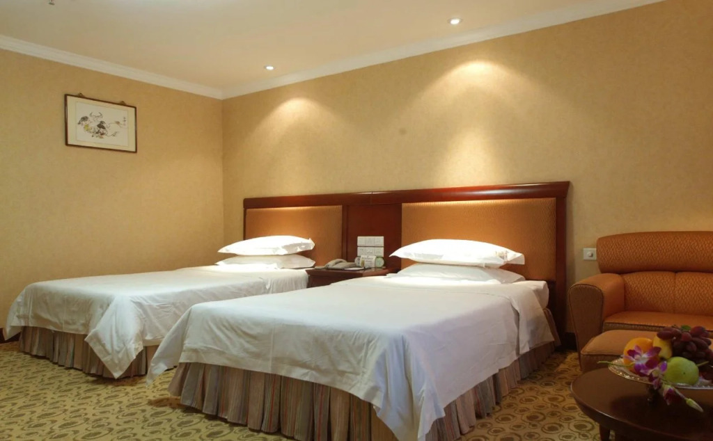 Lushan Hotel