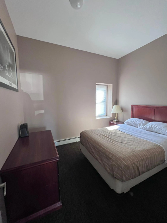 HWY 17 Hotel