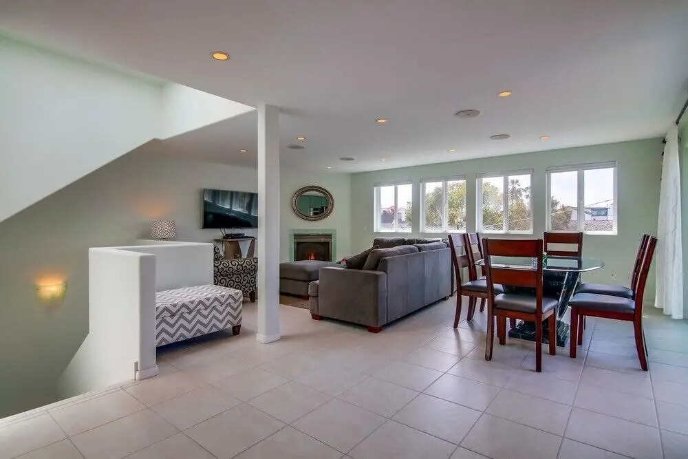 South Beach 3 Bedrooms 3 Bathrooms Townhouse