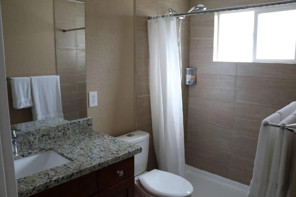 Quiet, clean and comfortable room