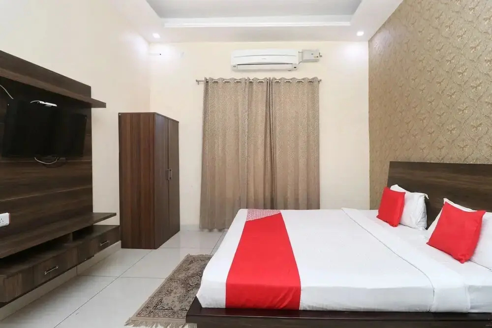 Samrat Regency By OYO Rooms