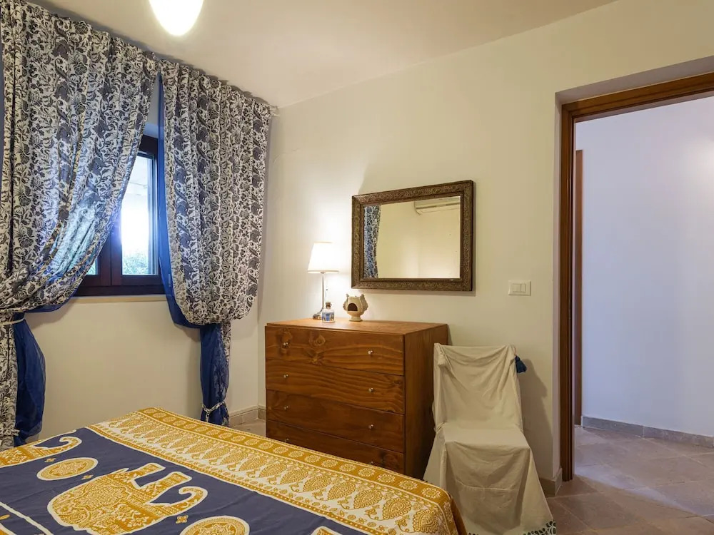 Alluring Villa in Ostuni With Swimming Pool