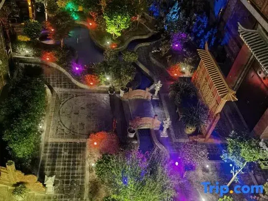 Shangri-La Yicangyuan Homestay