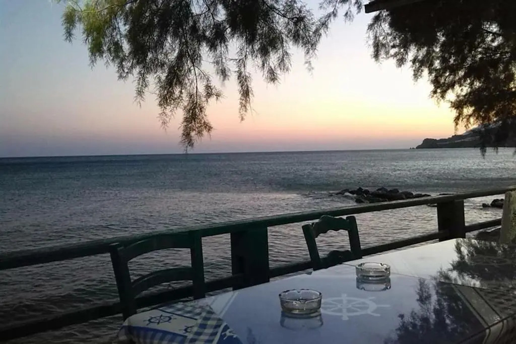 Doria's Seaview Apartment at Keratokampos I
