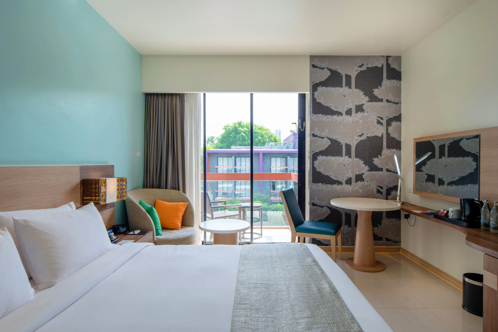 Holiday Inn Express Phuket Patong Beach Central by IHG
