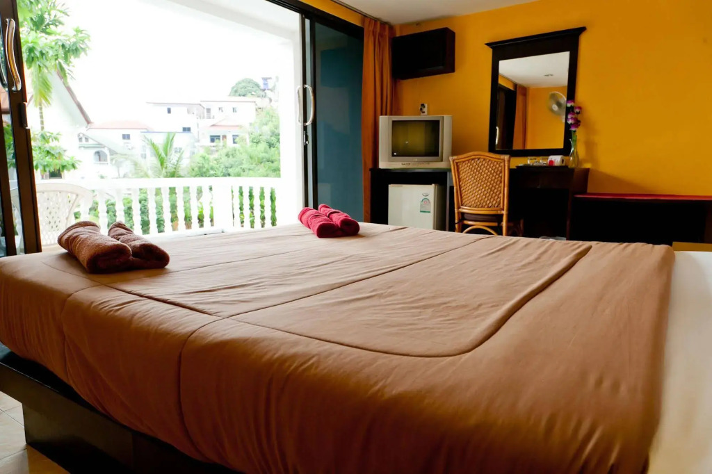 Full Moon Beach Resort