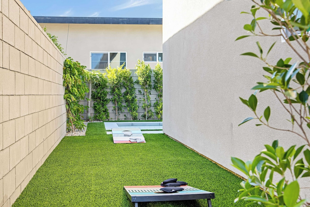 Lumen at Tahquitz: New Build With Pool, Fire Pit & Designer Interiors