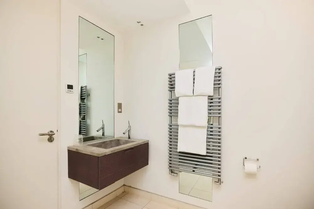The Hampstead Garden Hideaway - 5bdr Home With Pool and Garden