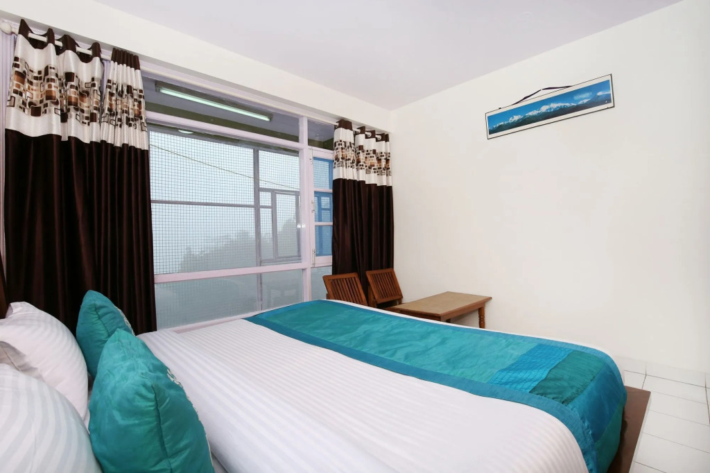 OYO 10870 Home 3BHK Near Museum Chaura Maidaan