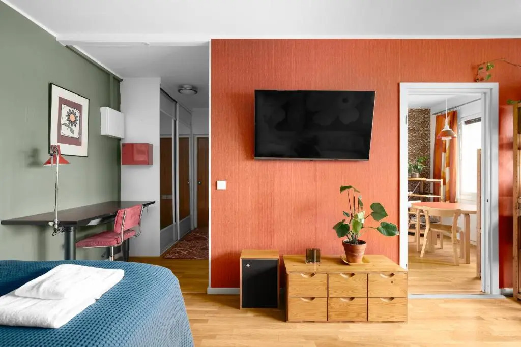 WeHost Spacious Traveller’s HQ Above Metro @Vilhonvuorenkuja 16