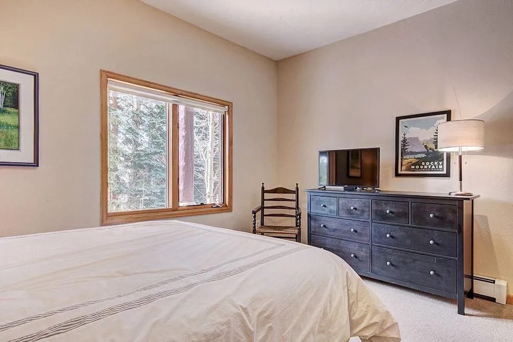 10 Southface by RedAwning