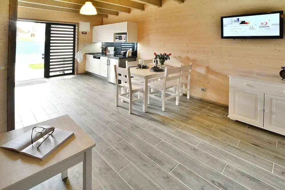 Holiday Homes Near the Beach, Sauna, Whirlpool