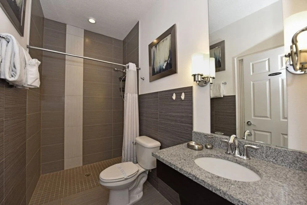 Beautiful 3-bed Villa 10 Minutes From Disney-17440 Serenity Resort 3 Bedroom Townhouse by RedAwning