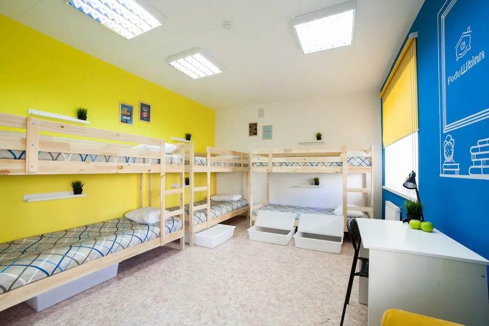 Hotel - Hostel Podushkinn