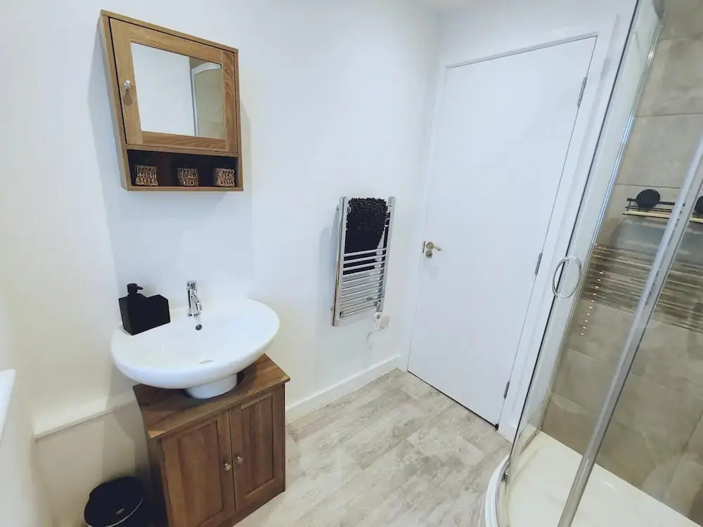 Stunning Modern Christchurch Town Centre Apartment