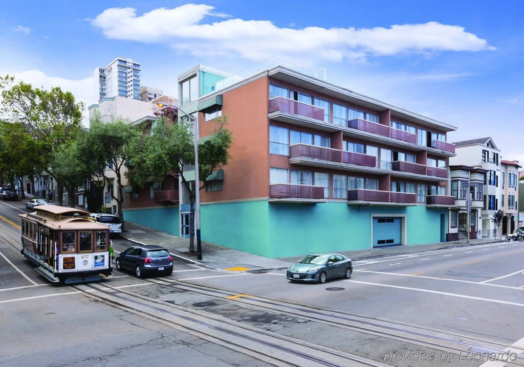 The Suites at Fishermans Wharf
