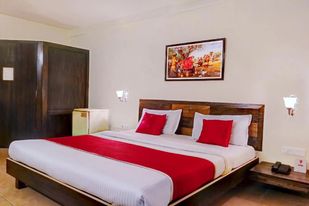 OYO 10884 Pavana Residency