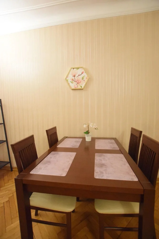 Elegant Apartment Universitas