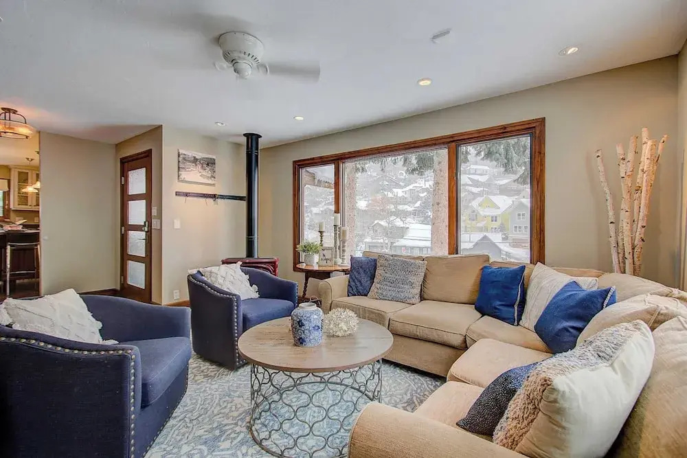 Hillside Overlook by Avantstay Quiet Mountain Getaway w/ Incredible Views!