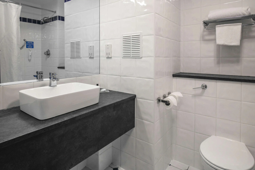 Best Western Plough and Harrow Hotel
