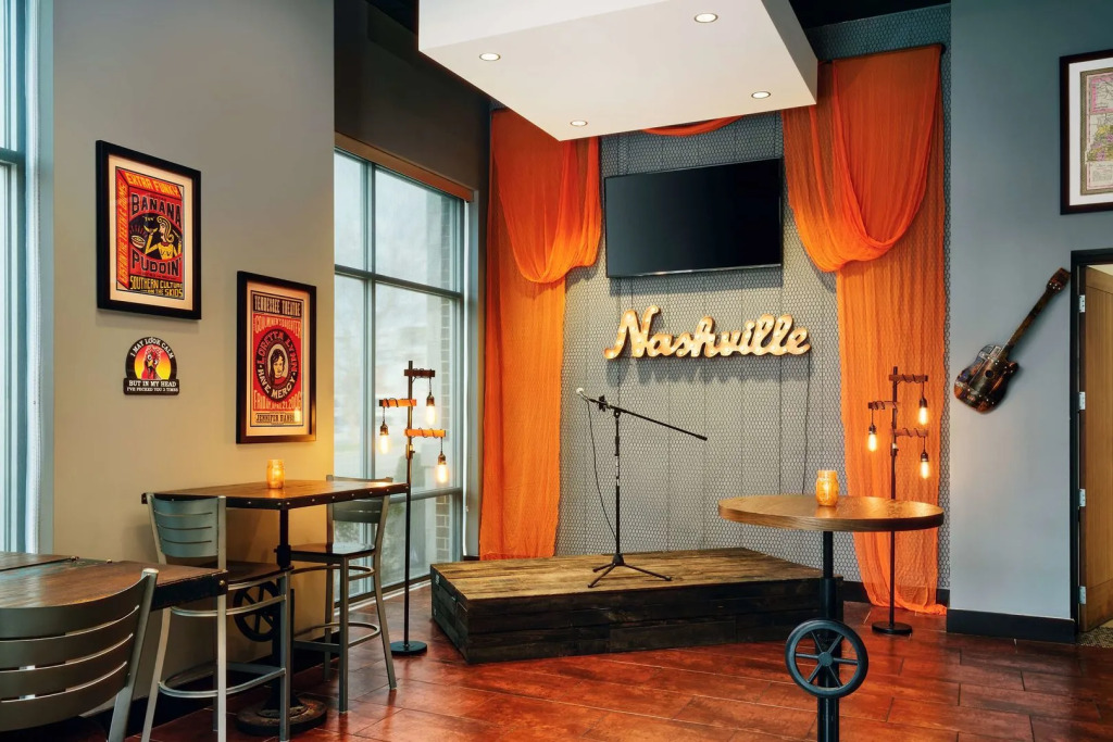 Hilton Garden Inn Nashville Downtown Convention Center
