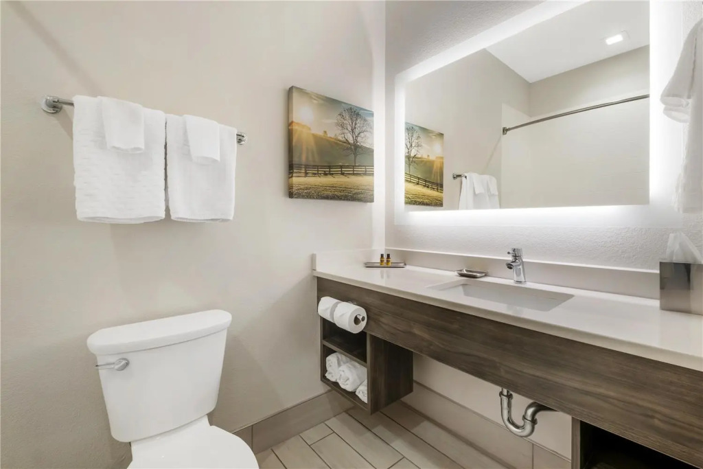 Best Western Plus Elizabethtown Inn & Suites