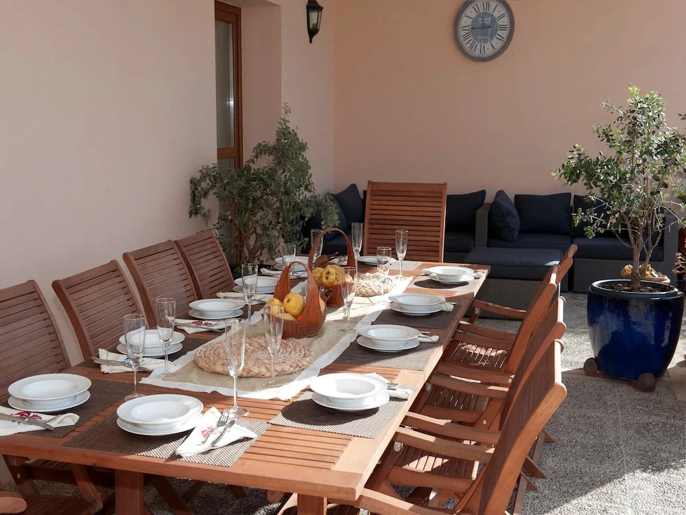 Can Corem de Son Moix - Luxurious 6-bedroom villa just 10 minutes from the beach