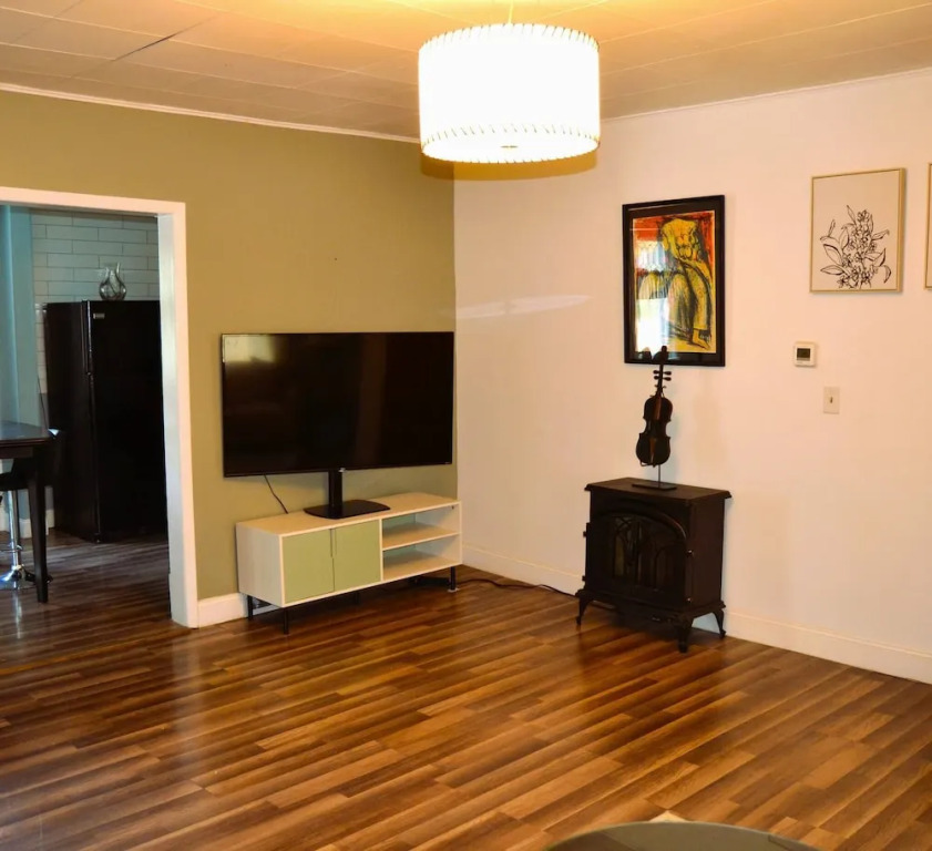 7-bedroom Retreat Sleeps 13