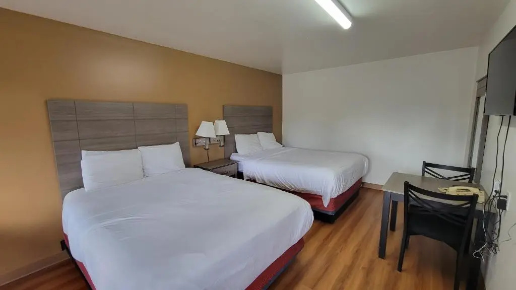 Kalama Hotel