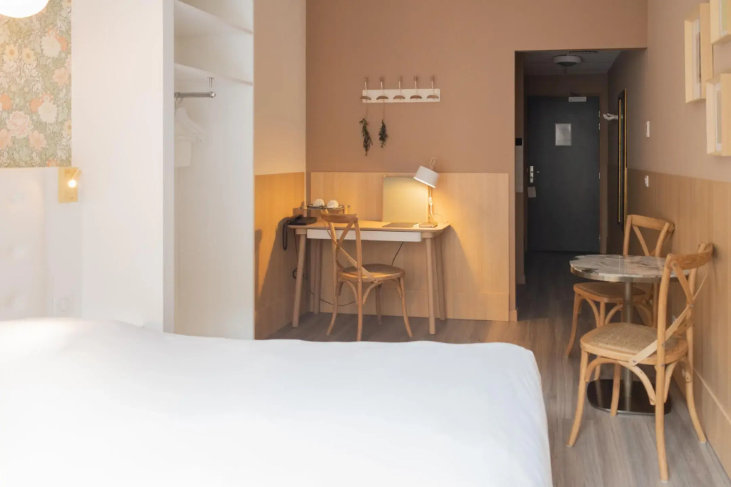 CALM Appart & Hostel