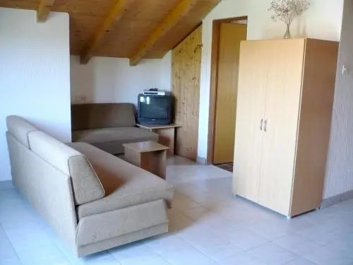 Apartment Obala Petra Kresimira Iv 2