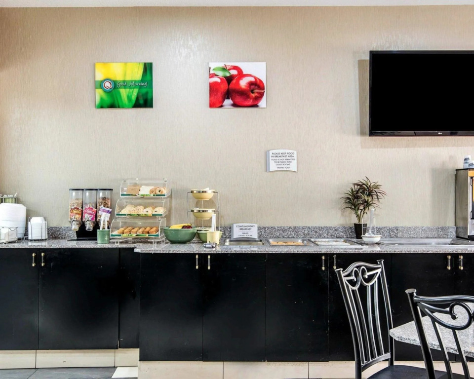 Red Lion Inn & Suites Blue Springs