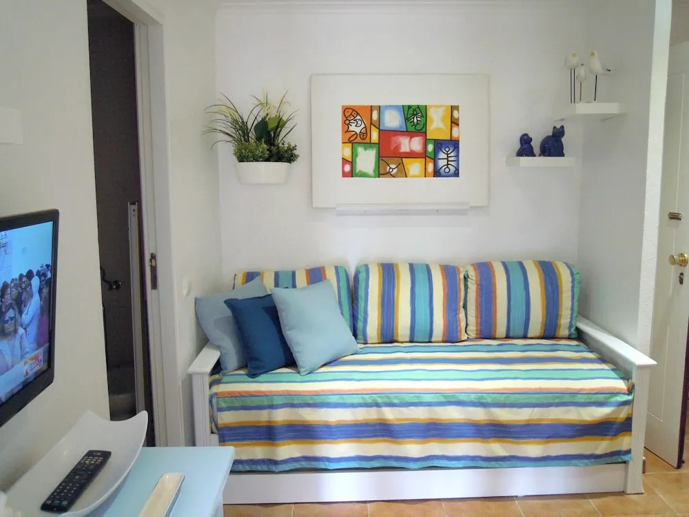 House With one Bedroom in Albufeira, With Pool Access, Furnished Garde