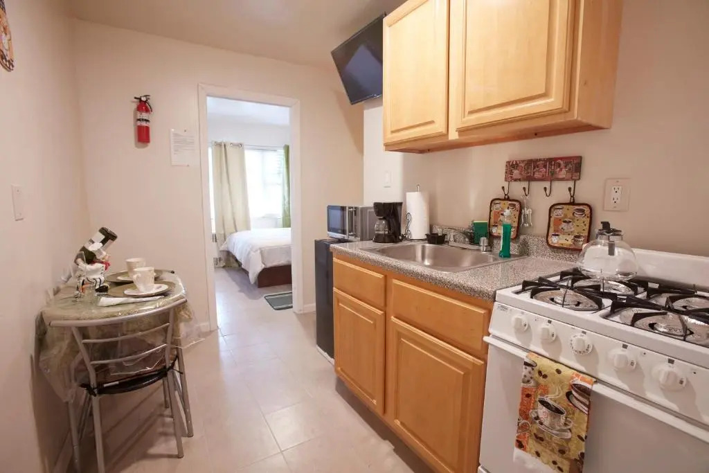 Studio&One Bedroom Apartments