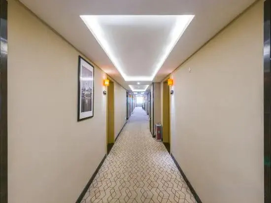 7 Days Premium Hotel (Jinan Quancheng Plaza Qilu Hospital)