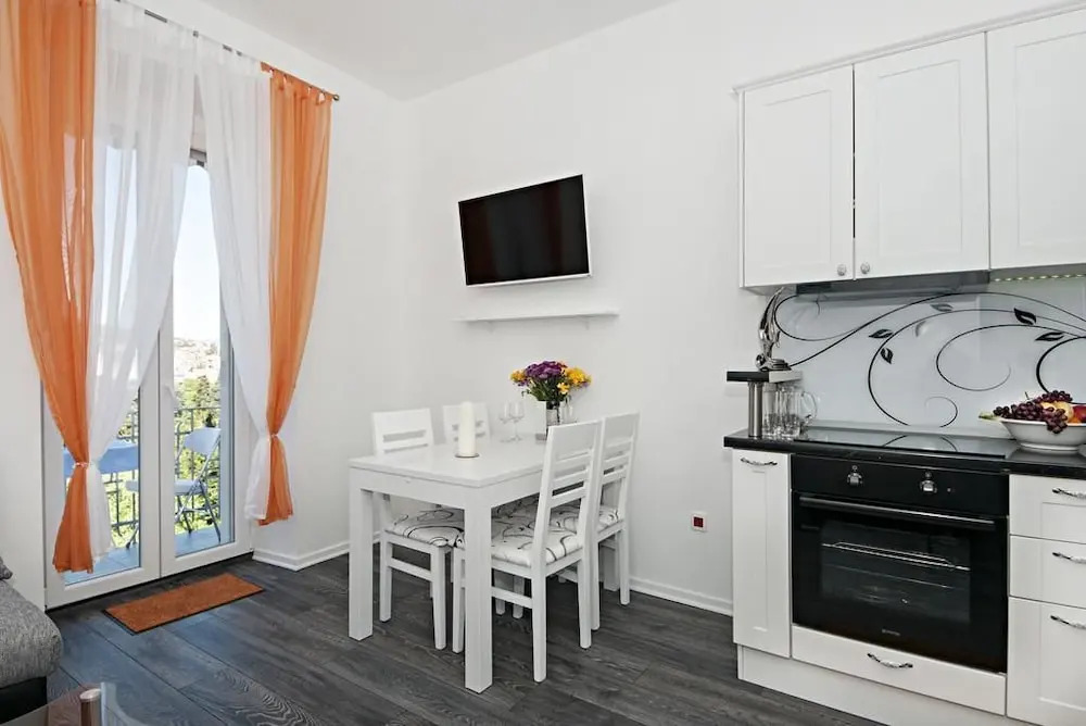 Apartments Mihaela