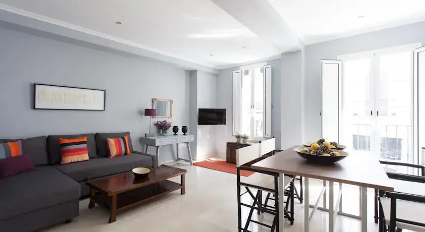 Apartments Giraldillo