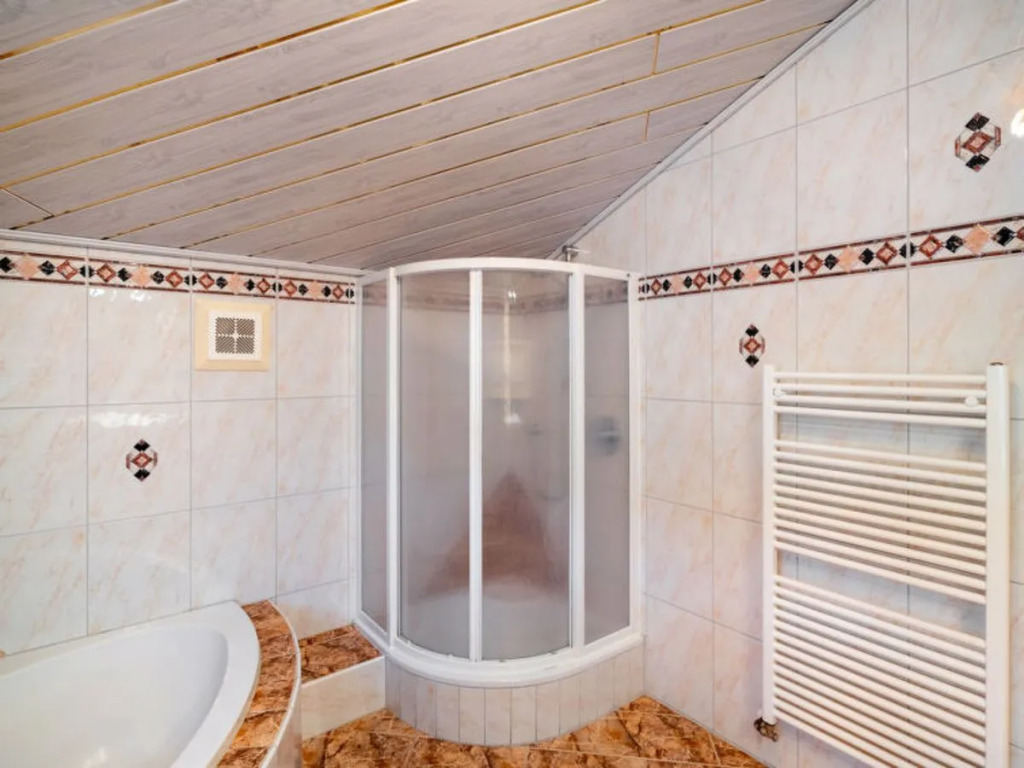 House Moderegg Bruck