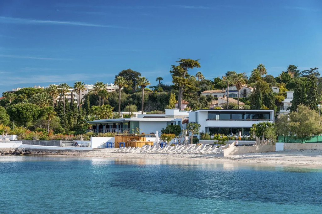 Cap dAntibes Beach Hotel