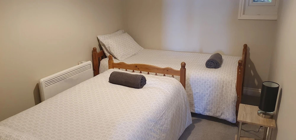 Quiet 2 Bedroom Apartment