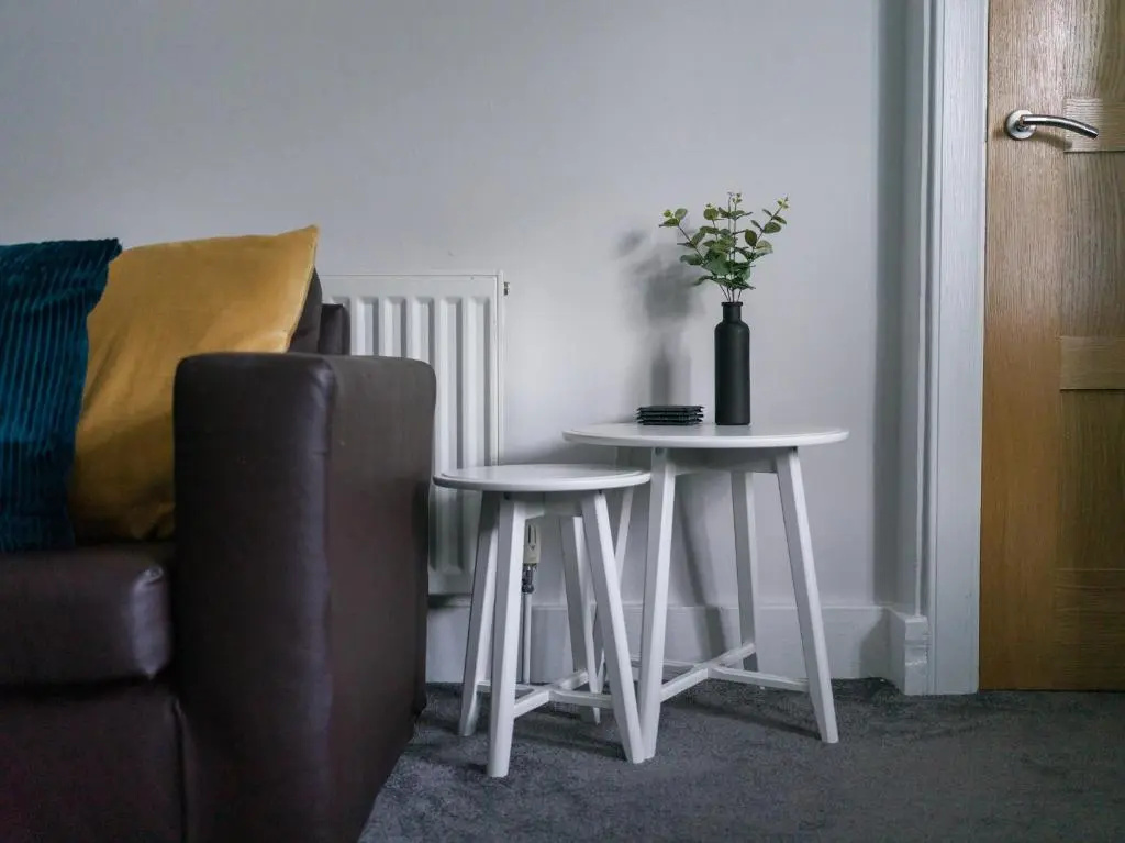 Chestnut House - Sleeps 4 - Pet friendly - Parking