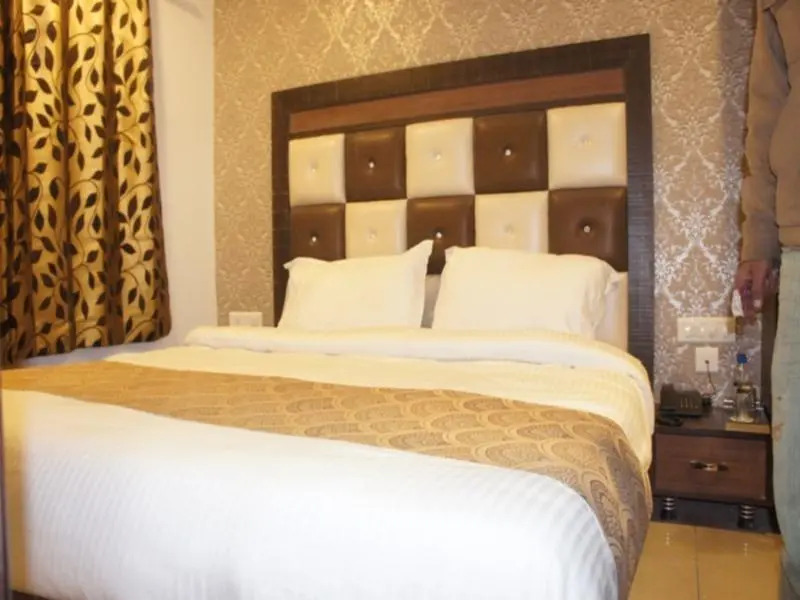 Hotel Paul Una Xpress