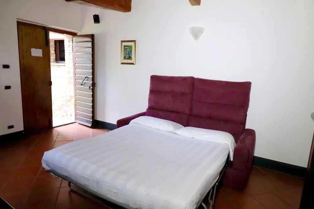 Apartment With one Bedroom in Villa, With Shared Pool, Furnished Garden and Wifi