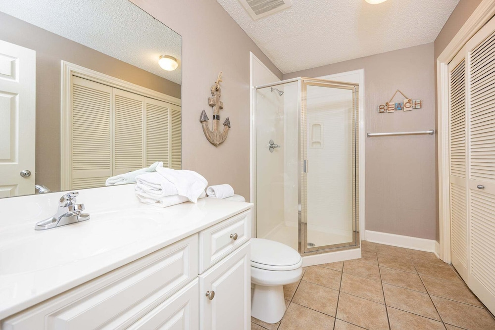 Phoenix West 403 3 Bedroom Condo