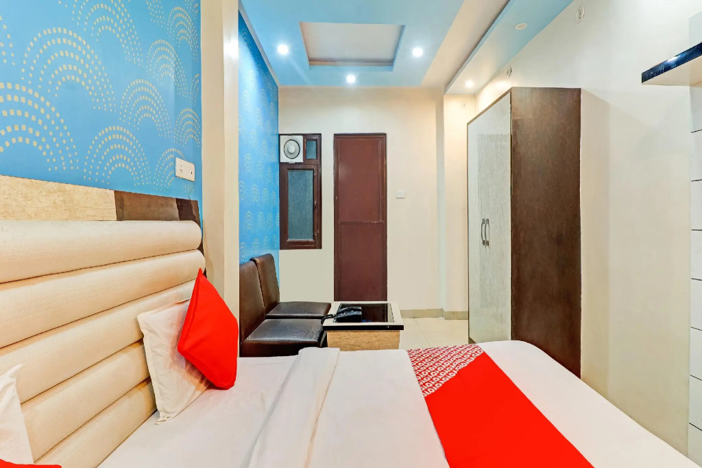 OYO 75137 Hotel Shree Narayan Regency