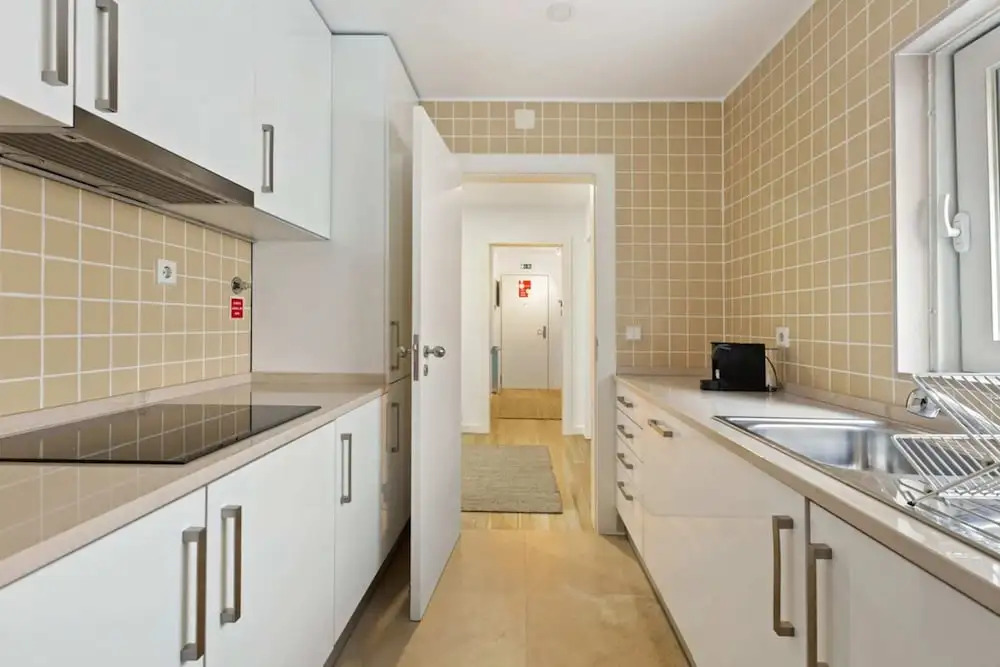Beautiful 2 Bedroom Apartment in Bairro Alto