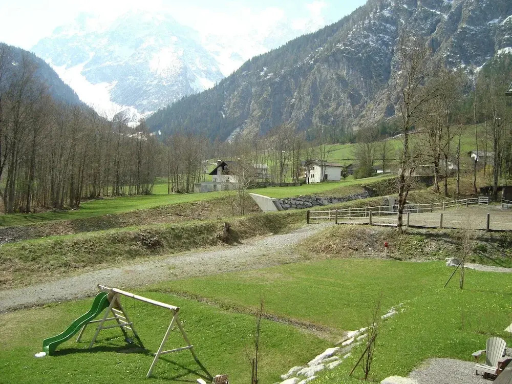 Chalet in Brand nahe Skilift & Pisten