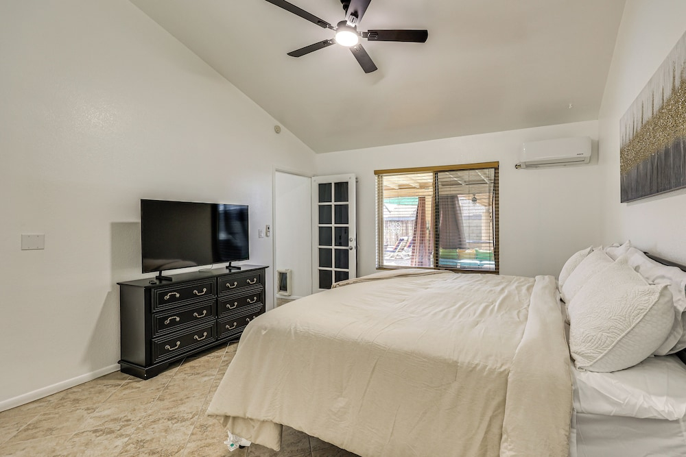 Glendale Entertainment Hub! Family Home w/ Pool