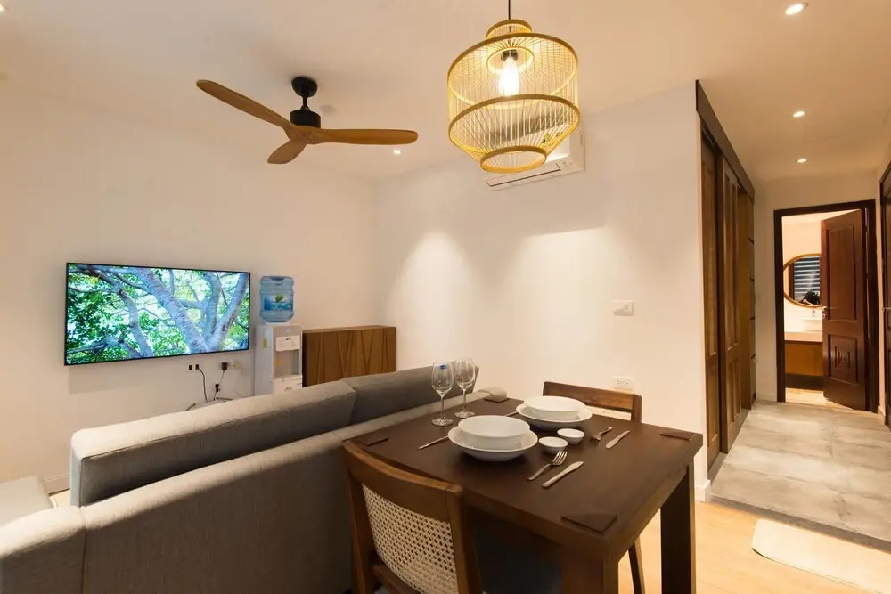 Sunny Home Apartment
